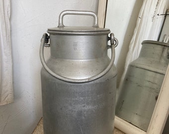 VINTAGE Ancien grand pot à lait WMF ALU hauteur environ 42 cm environ 10 litres ferme laitière patine maison de campagne porte-parapluie vase jardinière.