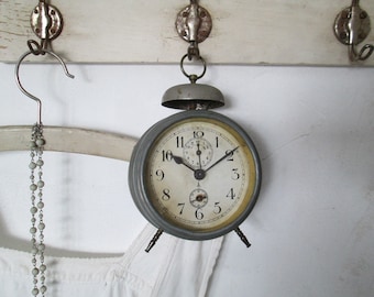 VINTAGE Antique large charming bell alarm clock GUSTAV BECKER Art Deco 1920/30 Patina approx 18 cm Shabby Brocante clock alarm clock rare industrial