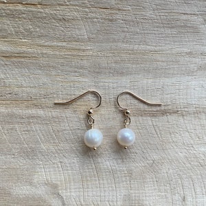 S W E E T | White Freshwater Pearl Drop Earrings | Simple White Pearl Earrings | Pearl Bridesmaids Earrings | Gold Filled Pearl Earring |