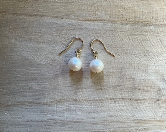 S W E E T | Classic White Freshwater Pearl Earrings | Simple White Pearl Earrings | Gold Pearl Bridal Earrings | Gold Filled Pearl Earrings