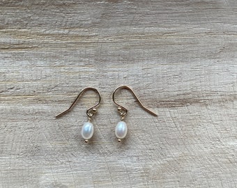 L O V E L Y | Short Pearl Drop Earrings | Simple White Pearl Earring | Oblong Pearl Bridesmaids Earrings | Classic Gold Filled Pearl Earring