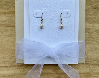 TREASURE | Bridesmaid Pearl Earrings | Short Gold Mini Pearl Bridal Earring | Short Minimalist Pearl Dangle for Bridesmaid | Bridesmaid Gift