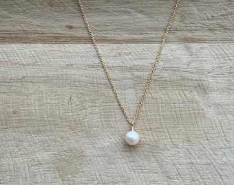 P R E C I O U S | Dainty Gold Filled Pearl Necklace | Simple Round Pearl Bridal Necklace | Dainty Pearl Bridal Necklace | Bridesmaids Gift