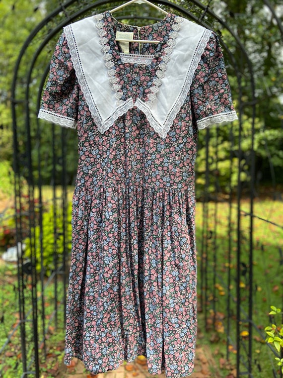 Gunne Sax by Jessica McClintock Dress
