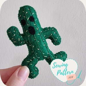 Cactuar FFXIV Plush Hand Sewing Pattern Tutorial Felt Ornament Gaming FF14 Plushie DIY Easy Sew Your Own