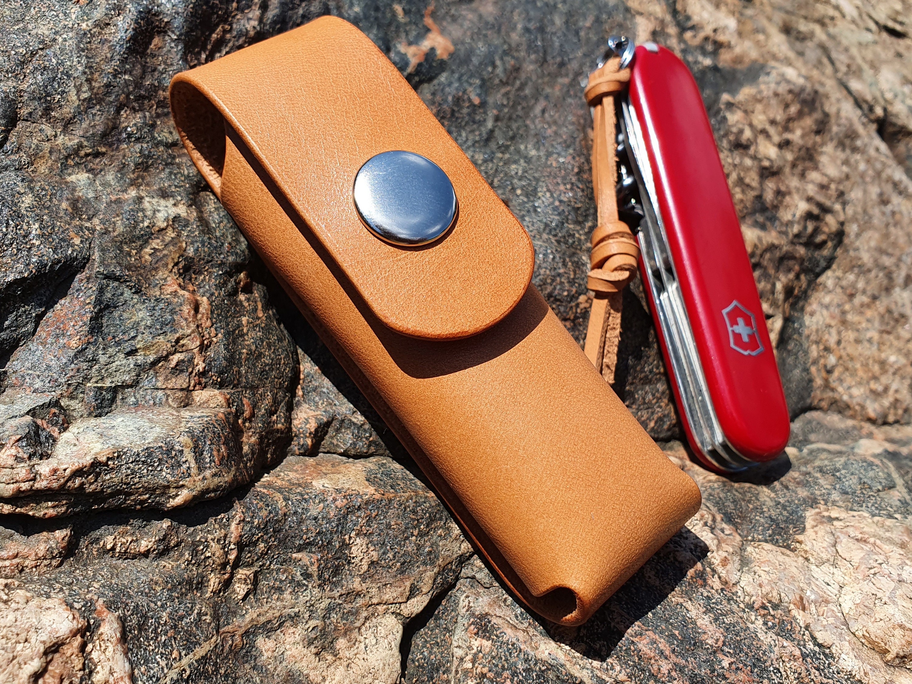 Leather Belt Pouch Case for Victorinox Spartan Climber Huntsman Campe…