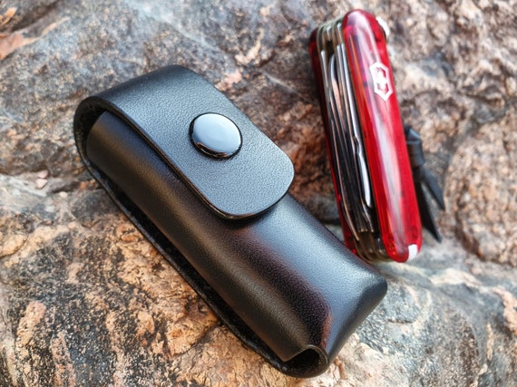 Victorinox Compact - 5 Minute Review 