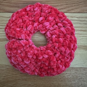 Handmade Velvet Scrunchie: Hot Pink Juicy Couture Yarn Hair Tie