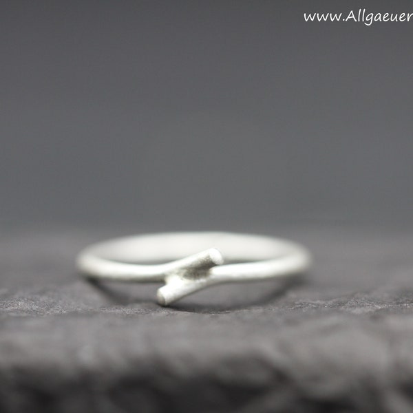 minimalistischer Silberring, schmaler Ring aus 925 Silber für Frauen und Männer, federleichter handgefertigter Ring