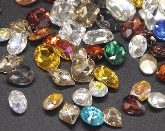 Gemengde verpakking kristalsteentjes: 6 mm 8 mm edelstenen met punt aan de achterkant