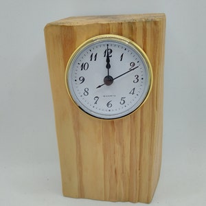 Reloj de madera flotante hecho a mano. Elección de 3 caras de reloj diferentes.