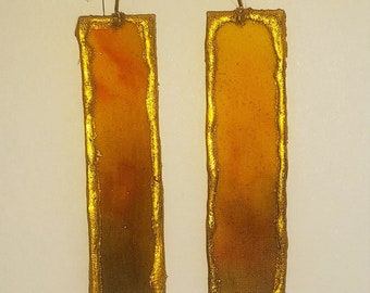 Earrings in hand-painted natural silk and gold leaves