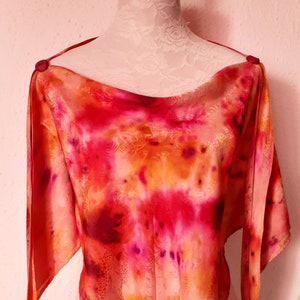 A pretty poncho in wild silk &quot;Jungle&quot;