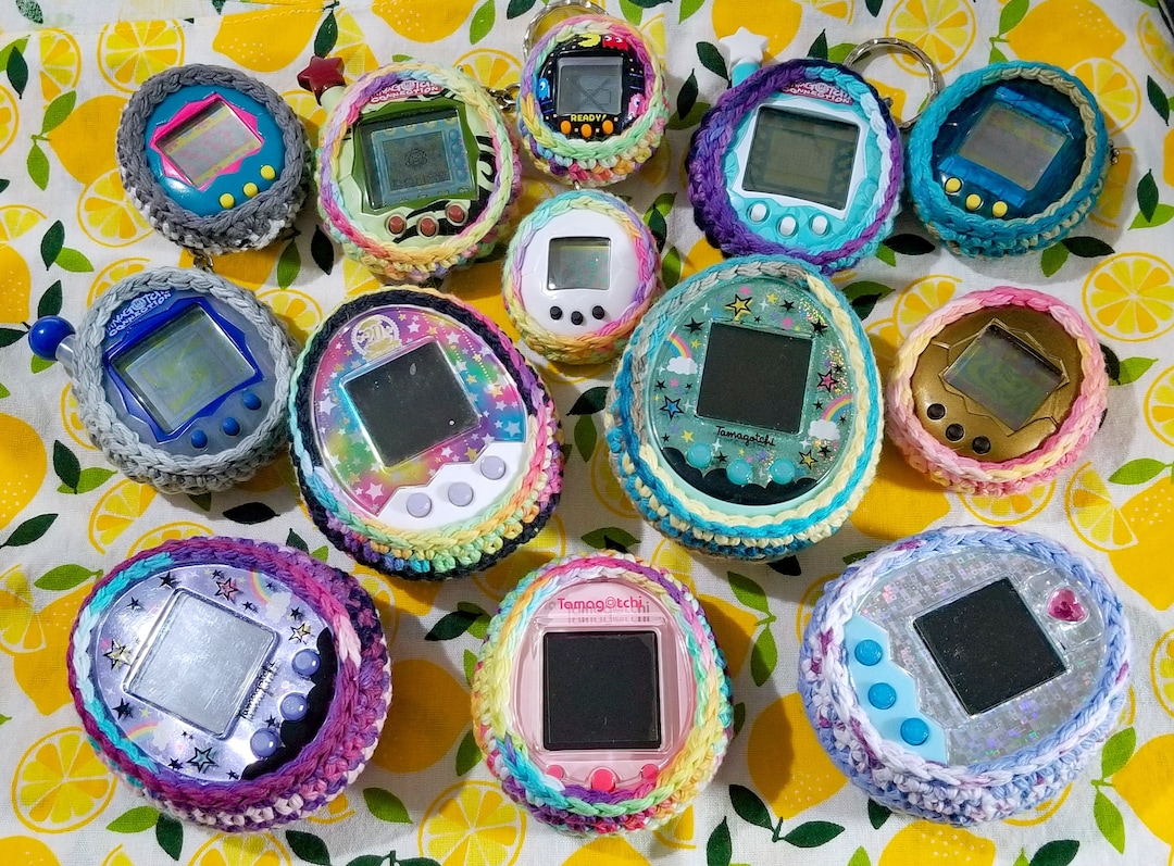 Tamagotchi みーつ　カラフルハートデザイン Amazon.co.jp: たまごっちみーつ マジカルみーつver. ピンク : おもちゃ