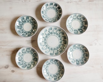 Vintage ceramic fruit service / midcentury fruit plate 50s / antique stoneware tableware 50s / green dessert plates fifties / old plates