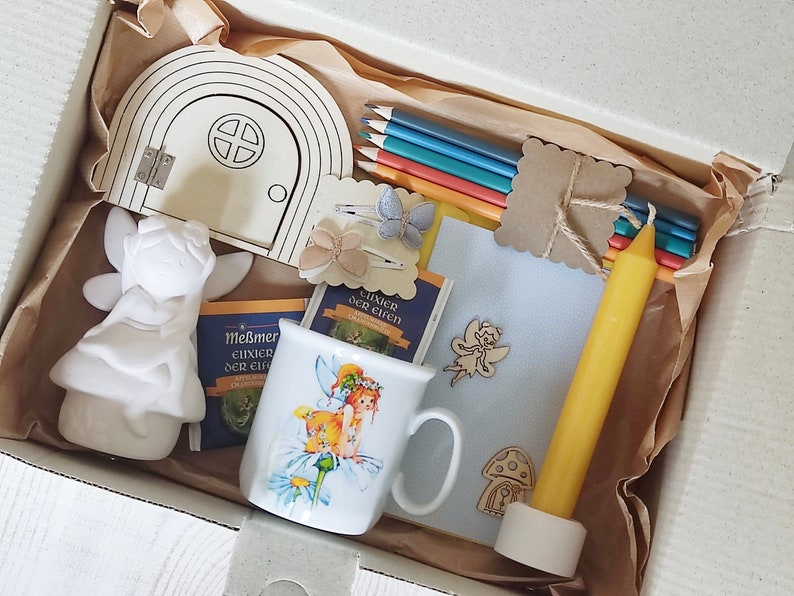 Geschenk Elfenbox Mädchen/ Elfe Fee Margeritenfee Blumenelfe Wiesenelfe/ Geschenkkarton Geschenkbox Karte/ Kindertasse/ Elfentür/ Geburtstag Bild 1