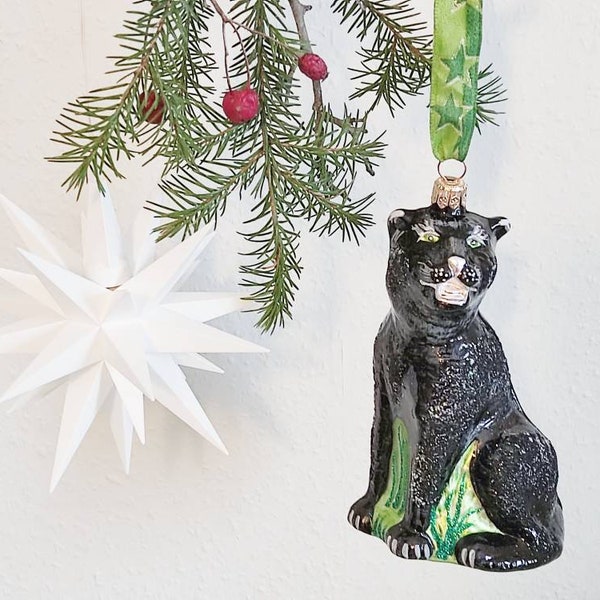 Weihnachtskugel Panther/ Raubkatze - außergewöhnlicher Christbaumschmuck 13cm/ besonderer Baumbehang/ Weihnachtsbaumanhänger/ Weihnachtsdeko