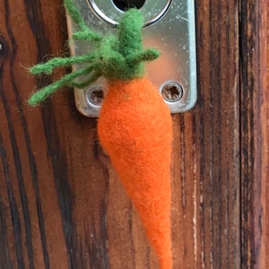 Llavero Zanahoria de fieltro imagen 1