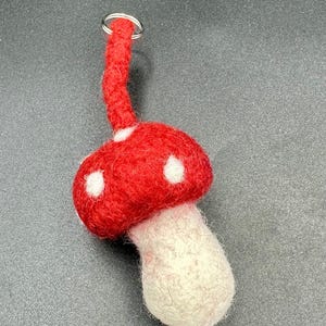 keychain - fly agaric felt