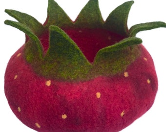 Felt bowl - Strawberry I