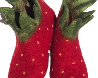 Warmer Hausschuh - Filz „Erdbeere“ ab Gr. 40