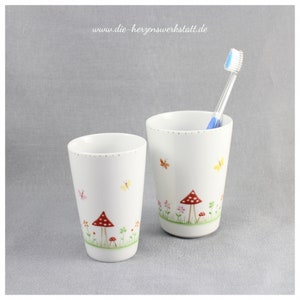 Toothbrush cup Lavender porcelain, handpainted image 6