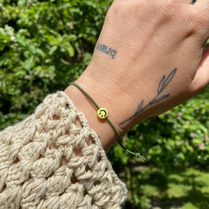 Happybitchface Armband elastisch und verstellbar JGA