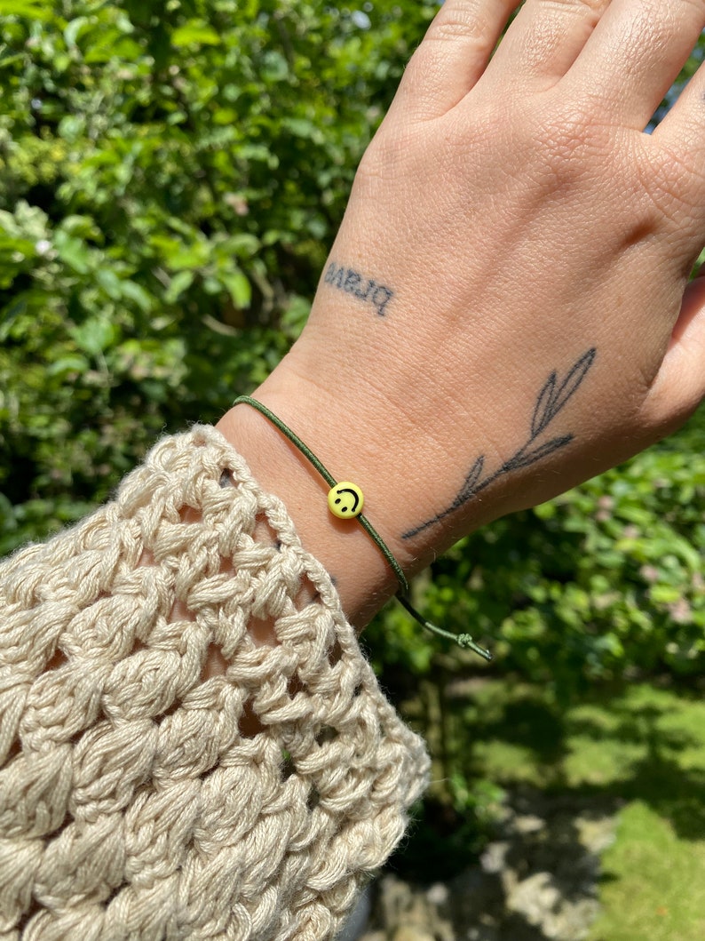 Smiley Armband elastisch und verstellbar JGA happybitchface Bild 1