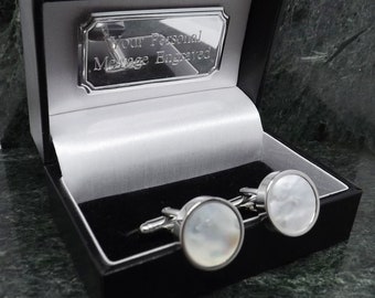 Abotoaduras de madrepérola, abotoaduras personalizadas, abotoaduras de pérola, abotoaduras de concha, abotoaduras de casamento, abotoaduras para presente masculino, abotoaduras de aniversário, abotoaduras de bodas.