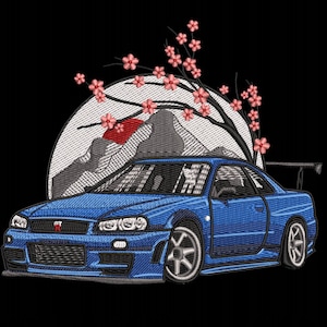 Może przedstawiać: Niebieski samochód sportowy z czarnym spojlerem i białym tłem z drzewem wiśni w kwiecie i czerwonym słońcem.