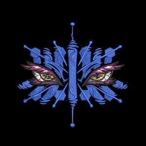 Pode incluir: Um design simétrico com olhos estilizados com íris amarelas, pálpebras roxas e uma estrutura azul ornamentada em forma de floco de neve sobre um fundo preto. A obra de arte tem uma aparência detalhada, quase bordada.