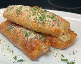 Chicken Alfredo Egg Rolls