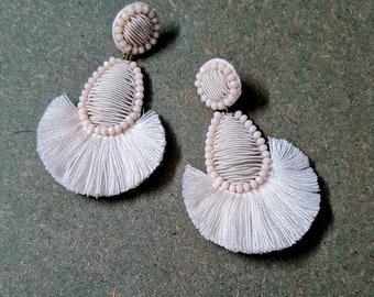 Handcrafted Ivory Fringe Bridal Earrings: Boho Teardrop Design