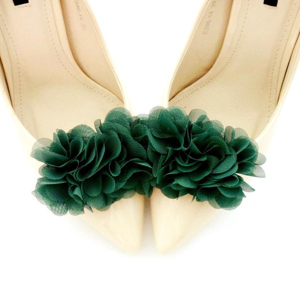 dark green shoe clips pompoms flowers green shoe clips Judaeve