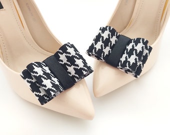 black and white houndstooth shoe clips | shoe decarations | handmade shoe clips bows black & white