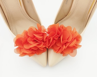 Orange pom pom flowers shoe clips, orange clips for shoes, wedding shoes , bridal accessories, Orange flowers for shoes, gift for woman