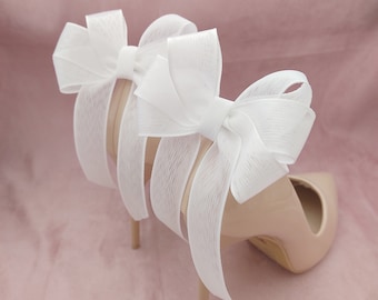 White Heel Ornaments Shoe Clips Bows on the Back of the Shoe
