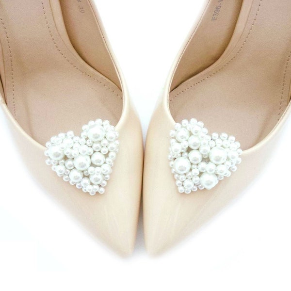 white hearts pearls shoe clips wedding bridal shoe decorations heart pearl Judaeve