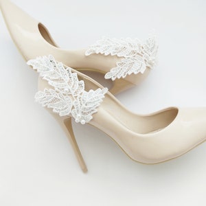Weiße Hochzeitsschuhclips für die Seiten von Judaeve-Schuhen