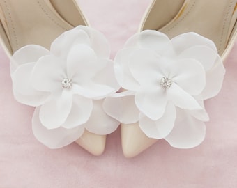 Wunderschöne Blumen-Schuhclips | Chiffon-Stoffblumen | Schuhdekorationen | Elfenbein handgemachte Schuhclips für Hochzeit | Schuhzubehör für die Braut