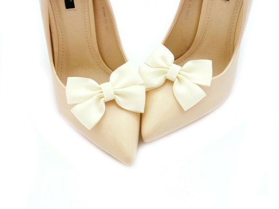 cream bridesmaid shoes