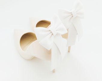 White suede heel ornaments | shoe clips bows on the back of the shoe | suede heels shoe clips | suede bows | decoration for shoes