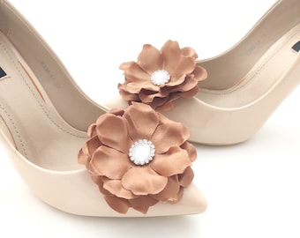 caramel shoe clips | handmade shoe clips flowers | shoe clips | decorations | caramel flowers with silver zircons