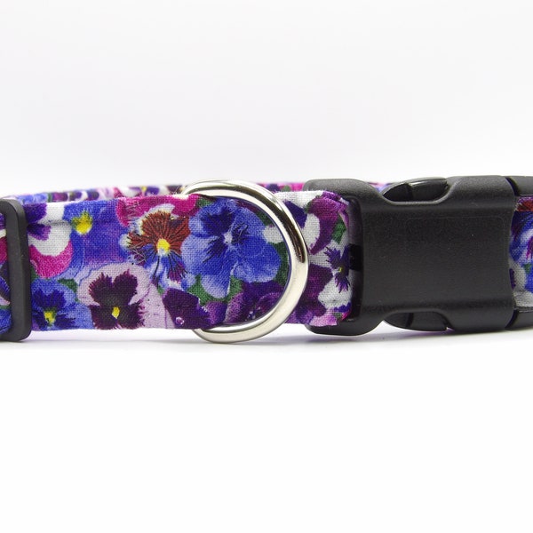 Purple Pansy Dog Collar, With Dog Bow tie, Lavender & Purple Pansies, Purple Collar, Cool Dog Collars, Large Dog, Small Dog, Show Dog Collar