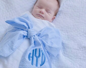 swaddles with matching bows