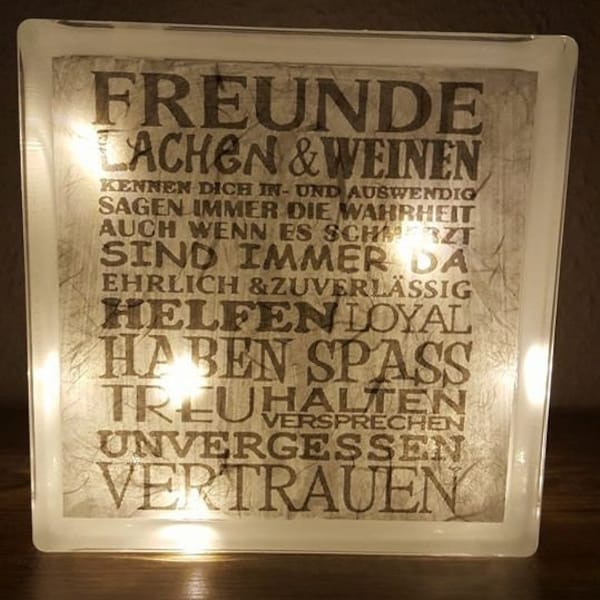 Glasbaustein Beleuchtet mit Spruch" Freunde"