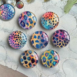Regenbogen Leopard Cabochon, Tierdruck Bild Glaskuppel, handgemachtes Bild Cameo, 10 mm 12 mm 14 mm 16 mm 18 mm 20 mm 25 mm 30 mm 35 mm 40 mm(FJ5641 )