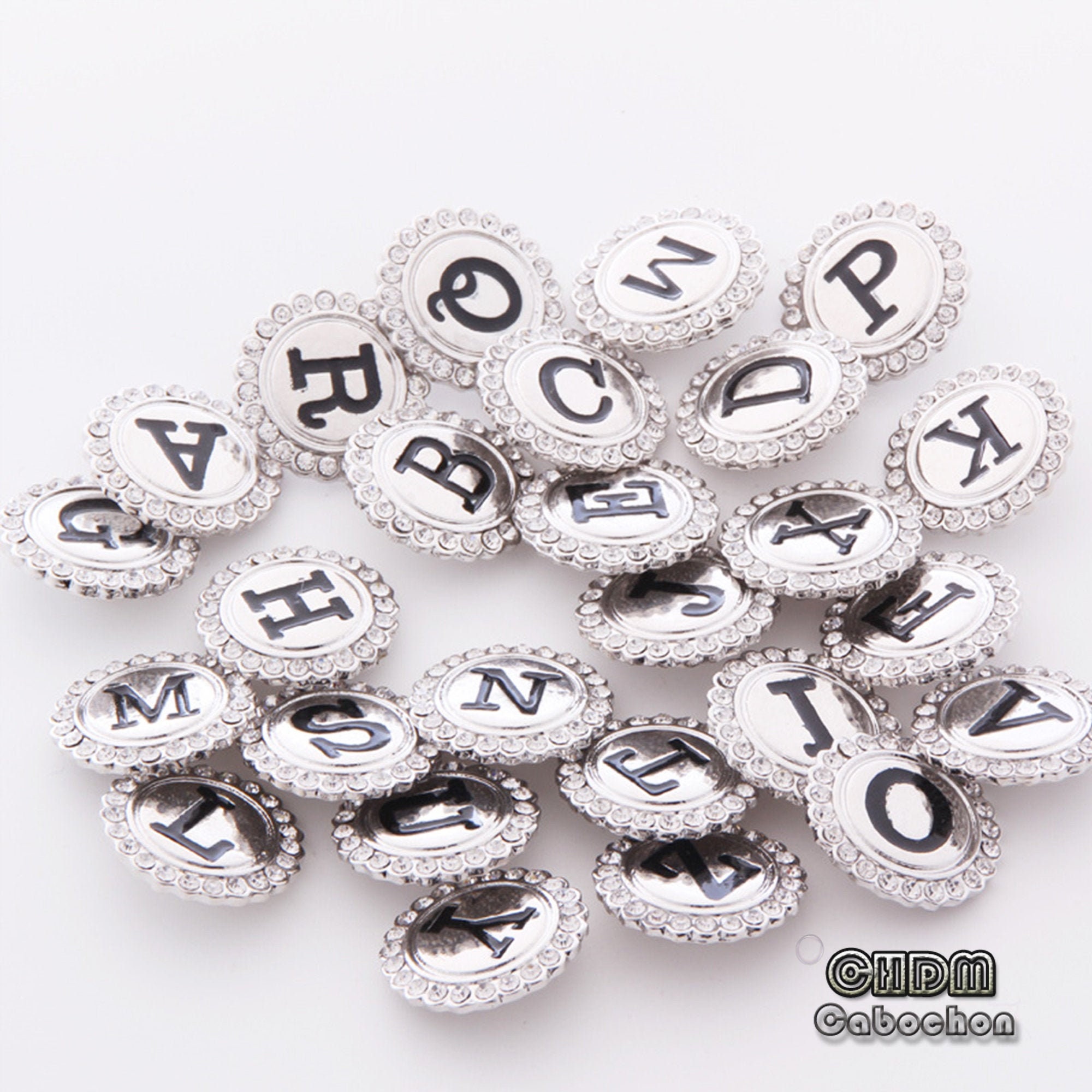  Letter Snap Jewelry Monogram Rhinestone 20MM Antique Vintage  Ginger Charm Button Fits Necklaces, Bracelets, Keychains, Rings (A) :  Clothing, Shoes & Jewelry