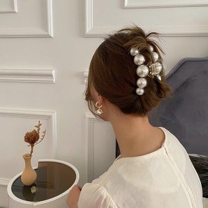 CC Coco Hair Clip Barrette Metal with Faux Pearls