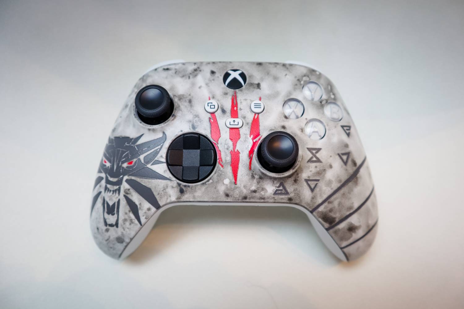 Custom Witcher 3 Wild Hunt Themed Controller Xbox One Xbox | Etsy
